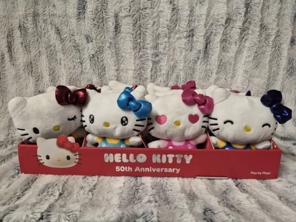 Peluche Hello Kitty - 50th Anniversary