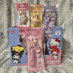 Porte clé pendentif Hello kitty & Friends