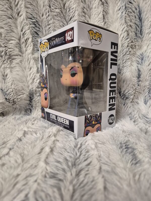 POP! Disney – Méchante Reine n°1421 – Image 2
