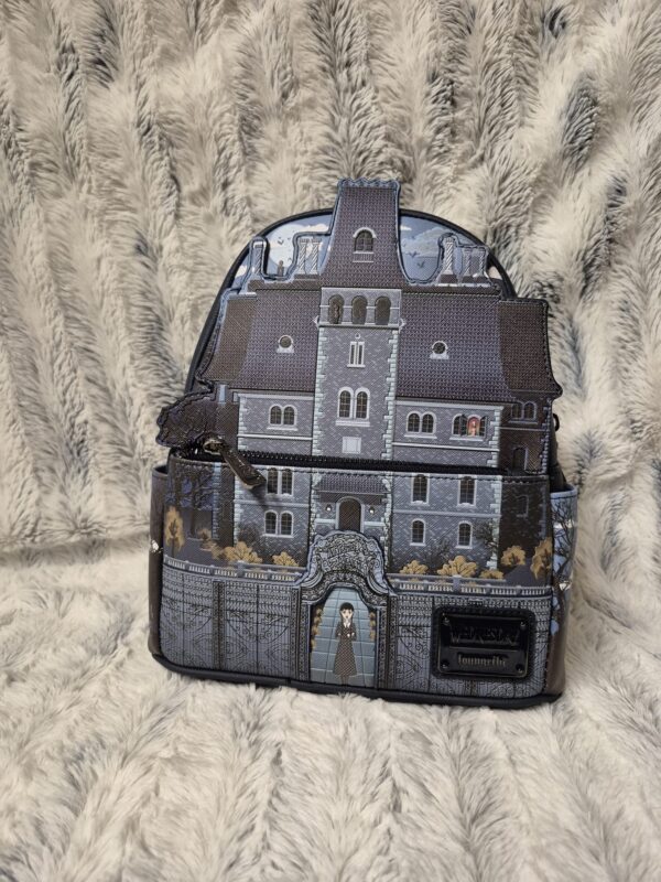 Sac à dos Loungefly - Mercredi Addams