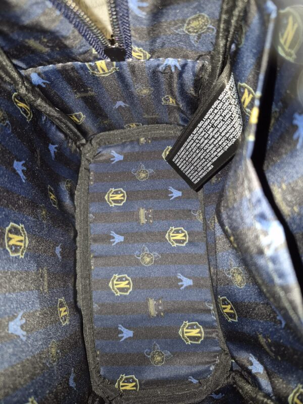 Sac à dos Loungefly - Mercredi Addams – Image 3