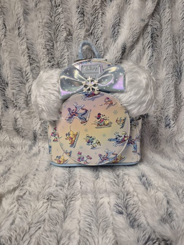 Sac à dos Loungefly - Mickey à la neige + serre tête