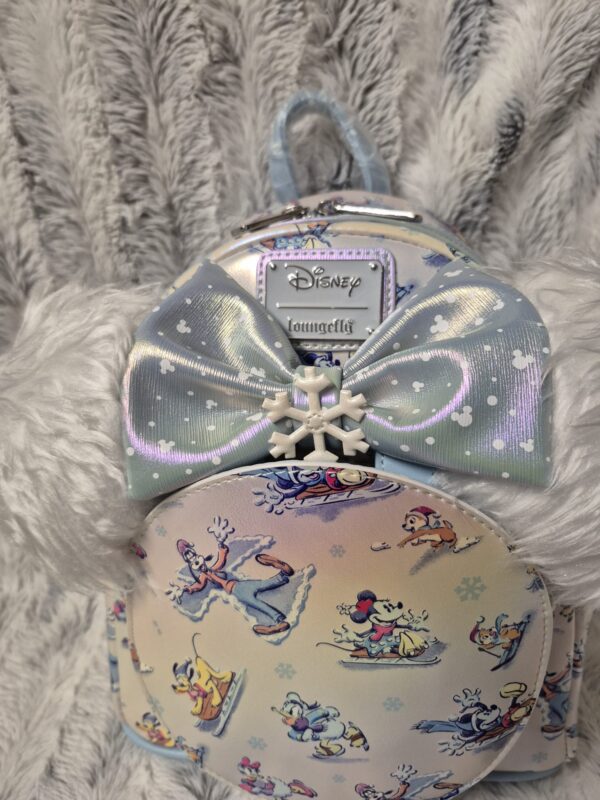 Sac à dos Loungefly - Mickey à la neige + serre tête – Image 2