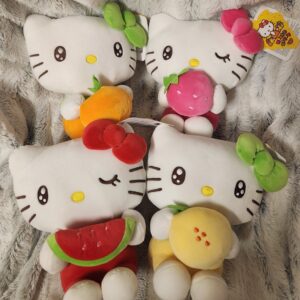 Peluche hello kitty fruit